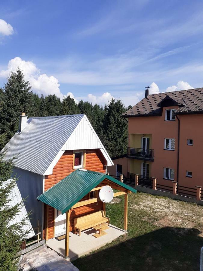 Small Montenegro Zabljak  Luaran gambar
