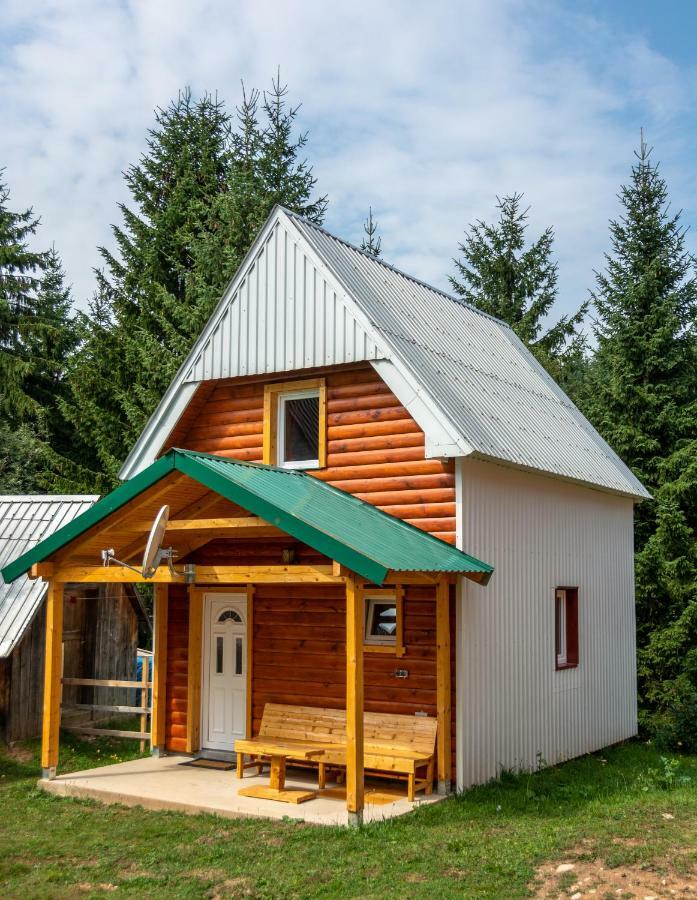 Small Montenegro Zabljak  Luaran gambar