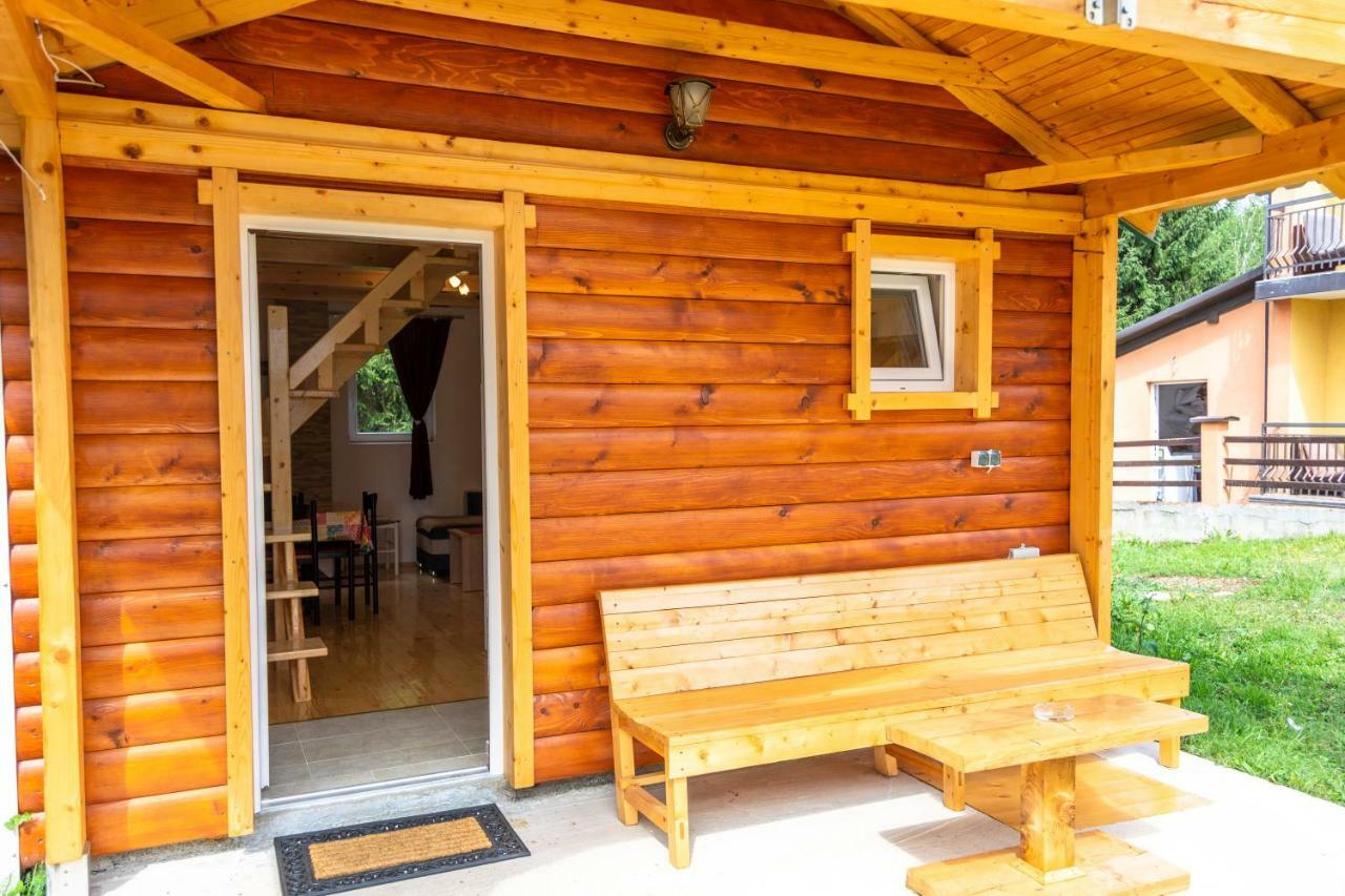 Small Montenegro Zabljak  Luaran gambar